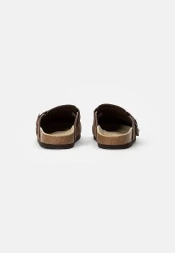 Pier One LEATHER UNISEX - Clogs - Brown -Pier One 18a09b6c3e71439784e427988b058842