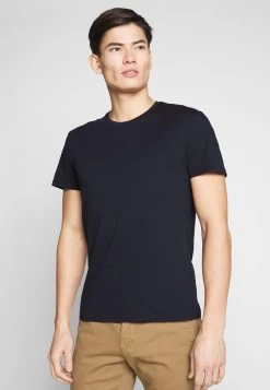 Pier One 2 PACK - T-Shirt Basic - White/dark Blue -Pier One 29e824f9825c4b58be6620e83ee4ac6b