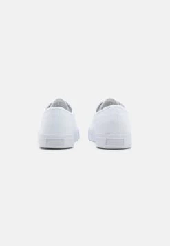 Pier One UNISEX - Sneaker Low - White 8 Pier One UNISEX - Sneaker Low - White -Pier One 68b711ddaecd4cfaacd471e0905628b6