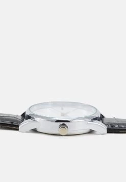 Pier One UNISEX - Uhr - Black -Pier One 8310a8d6beeb42dfa6f09289ac50faa8