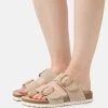 Pier One LEATHER - Pantolette Flach - Beige