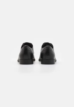 Pier One Schnürer - Black -Pier One d415e7ee26eb4b8088920a32b9f55687