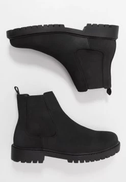 Neu eingetroffen -Pier One ff71a9e9920c4d749445e5abf775f9d0